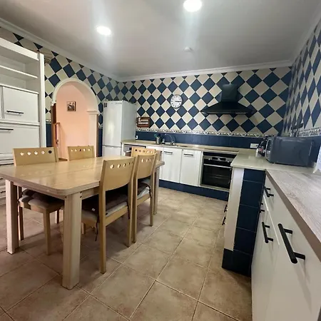 Villa Paraiso De La Luz 7 Bedrooms, Swimming Pool & 4 Bathrooms Cadiz