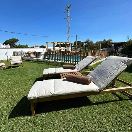 Paraiso De La Luz 7 Bedrooms, Swimming Pool & 4 Bathrooms Villa *