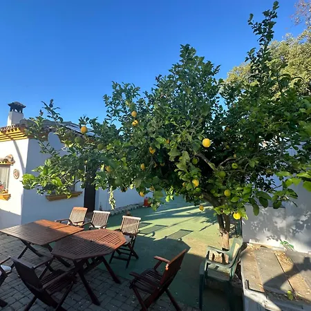 Paraiso De La Luz 7 Bedrooms, Swimming Pool & 4 Bathrooms Villa