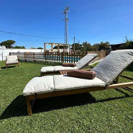 Paraiso De La Luz 7 Bedrooms, Swimming Pool & 4 Bathrooms Villa Cadiz