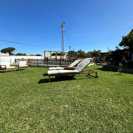 Paraiso De La Luz 7 Bedrooms, Swimming Pool & 4 Bathrooms Villa Cadiz