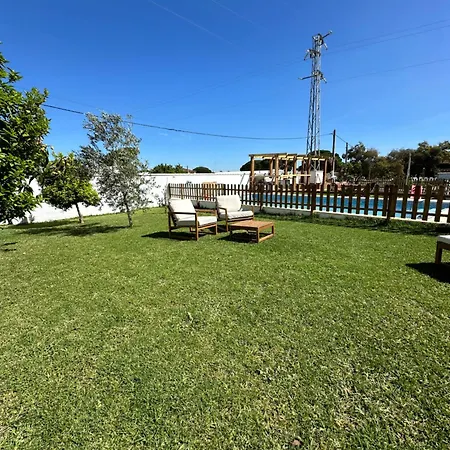Villa Paraiso De La Luz 7 Bedrooms, Swimming Pool & 4 Bathrooms