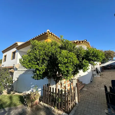 Paraiso De La Luz 7 Bedrooms, Swimming Pool & 4 Bathrooms Villa Cadiz